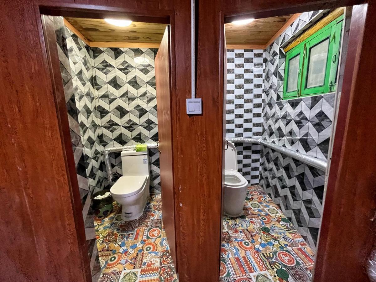 Tavern Hostel仁和客栈 Shangri-La Eksteriør bilde